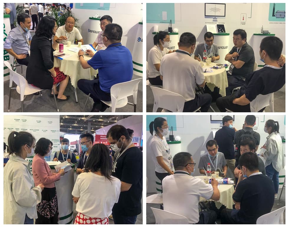 SKYLAB&95power工程師接待顧客.jpg SKYLAB&95power工程師接待顧客.jpg