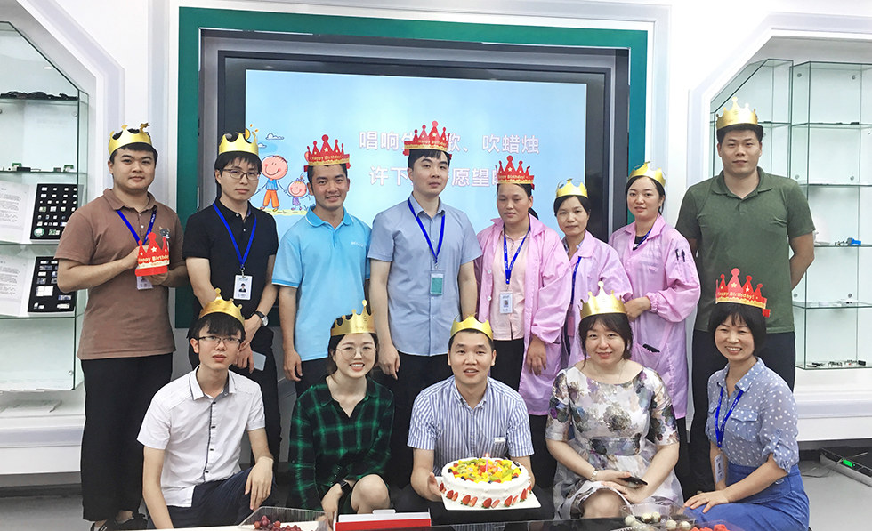 微能信息2020年第三季度生日會(huì)-努力奮斗的日子里，感恩有你 (3).jpg